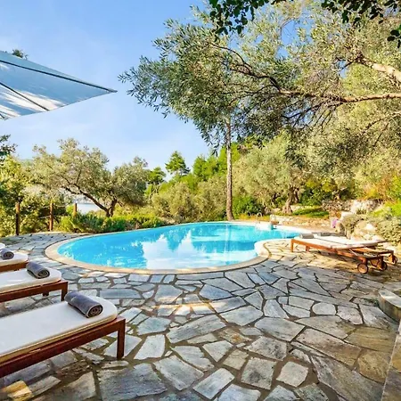 Pelago * Panormos (Skopelos)